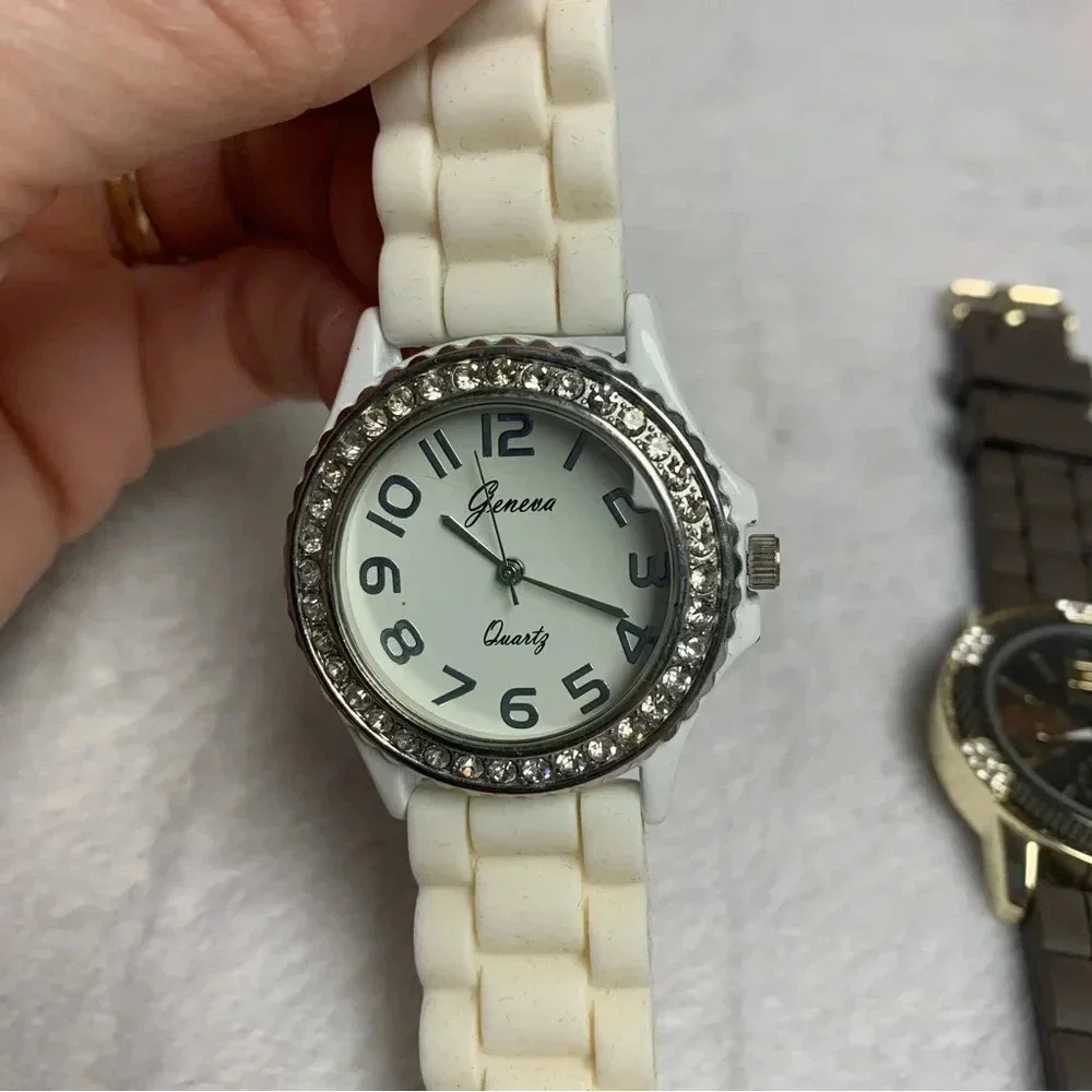 Lot of 4 large face watches, one Christmas themed the rest are basic watches